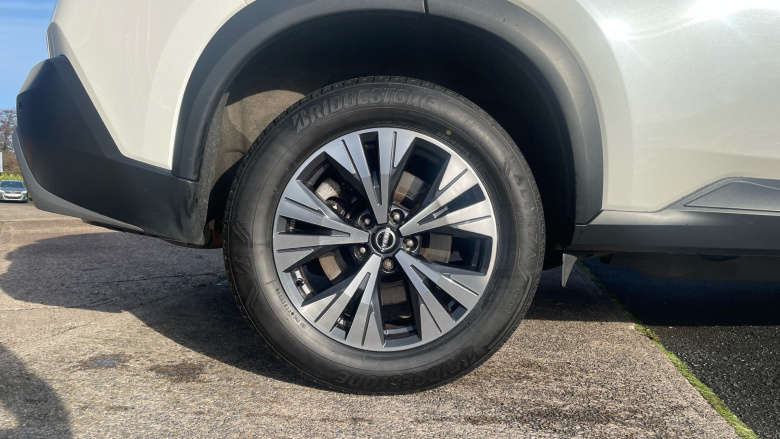 Nissan X-Trail 1.5 E-Power E-4orce 213 N-Connecta 5dr 7Seat Auto Hybrid Station Wagon